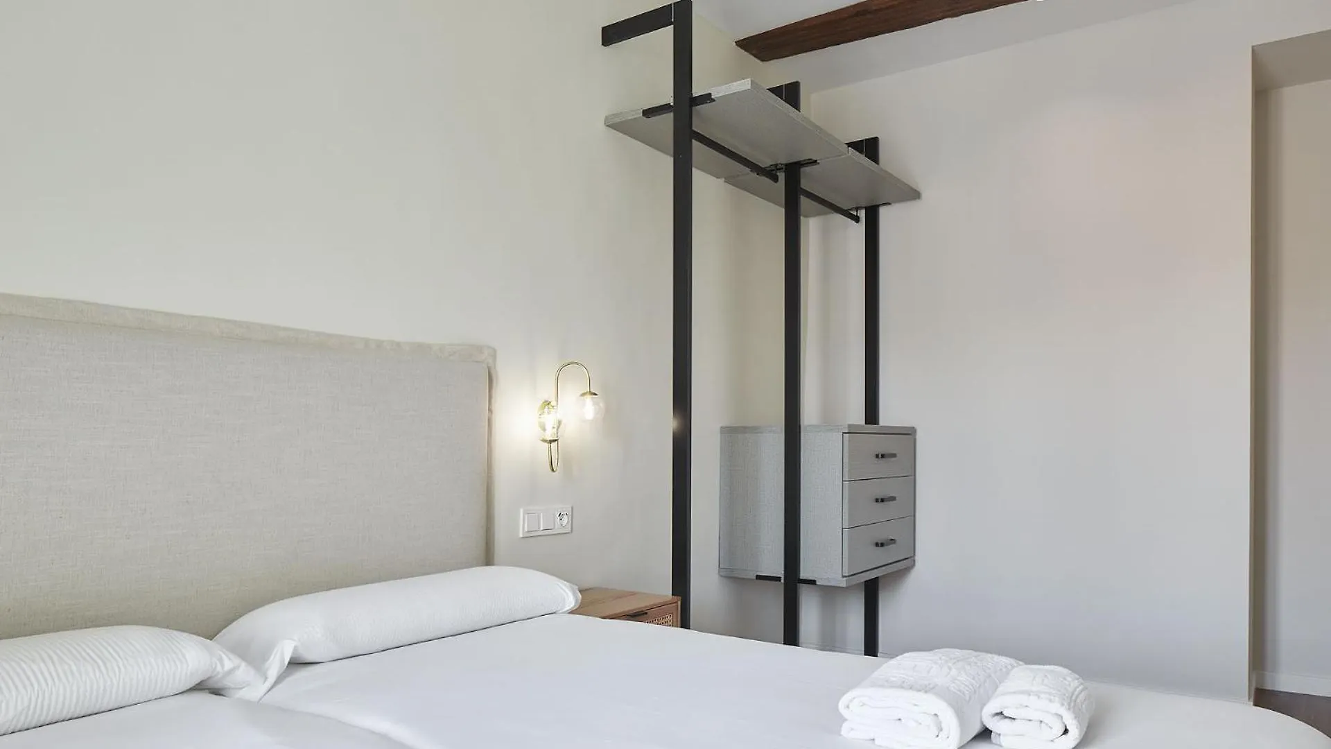 Apartment The Rentals Collection - Garibai San Sebastian